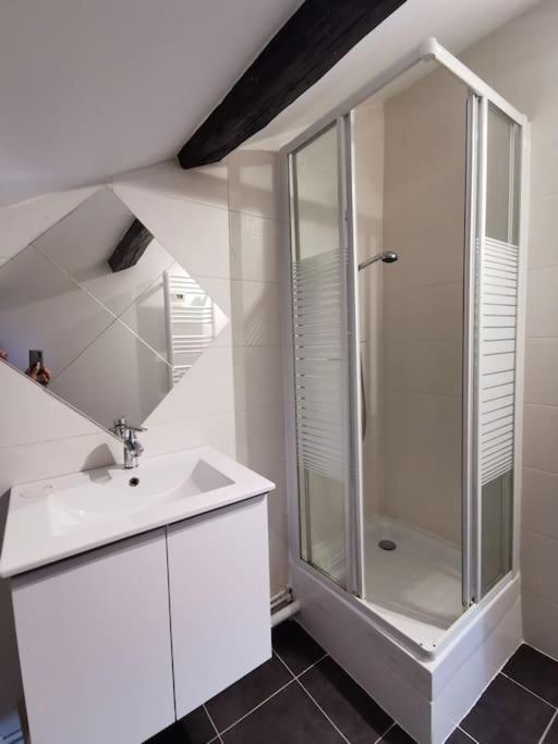 Studio Sous Les Toits Proche Paris Et Versailles Chaville Exterior foto