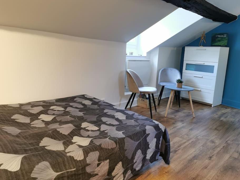 Studio Sous Les Toits Proche Paris Et Versailles Chaville Exterior foto